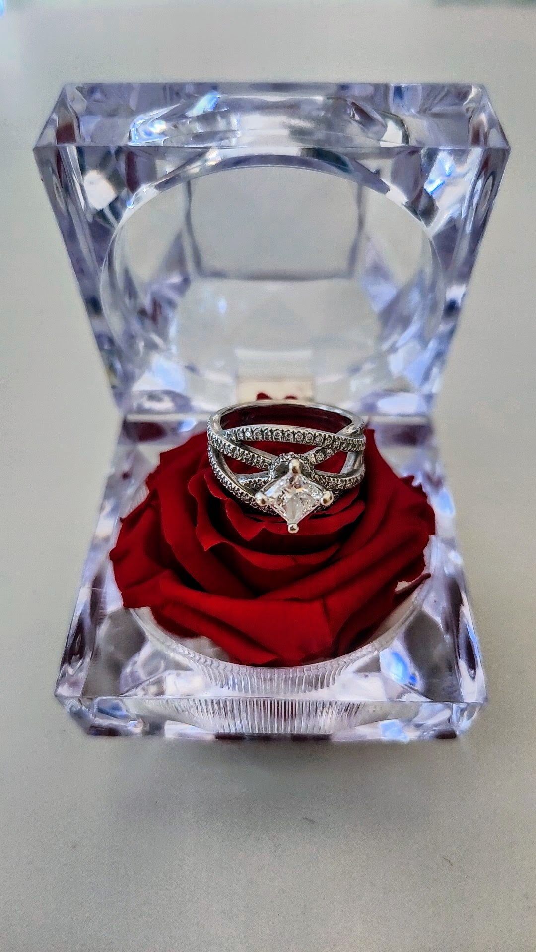 Engagement Mini Preserved Rose in Proposal Box