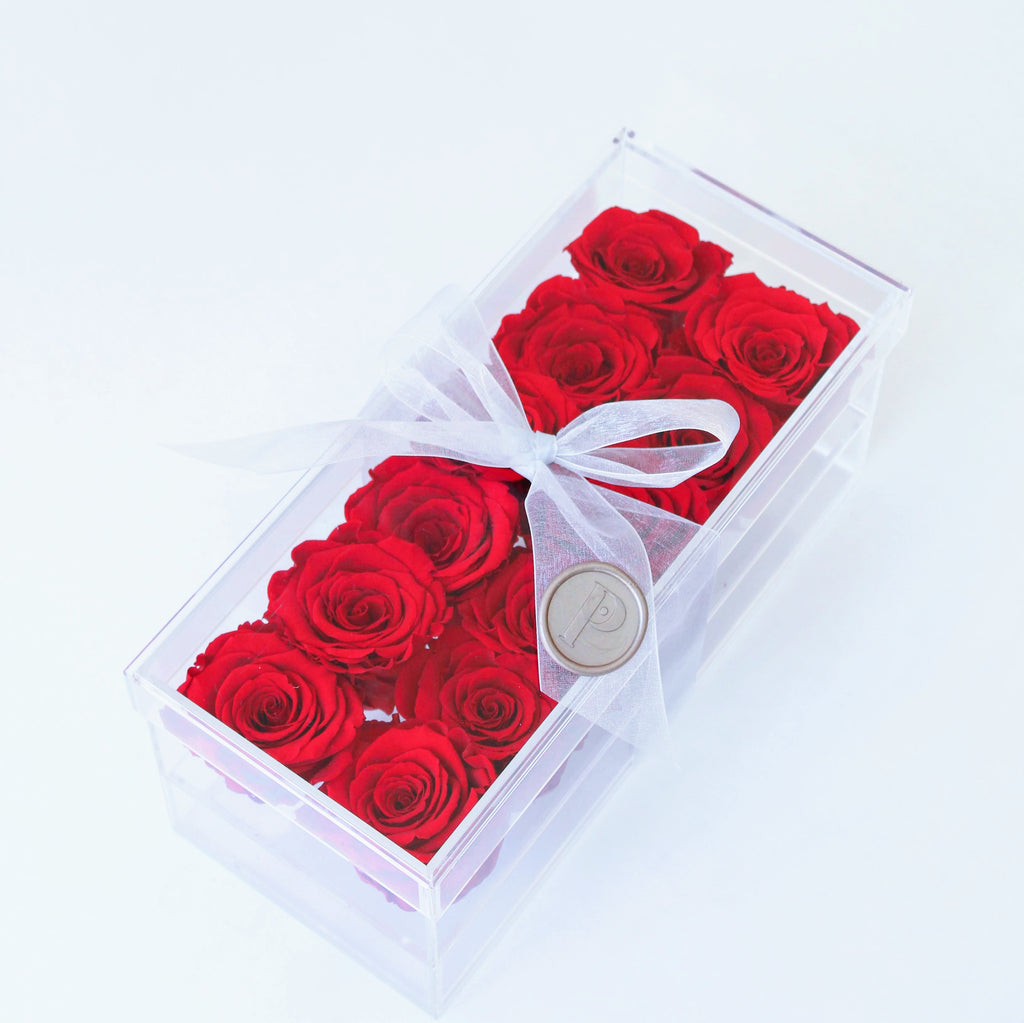 The Divine Dozen | 12 Infinity Roses Bouquet in a Box